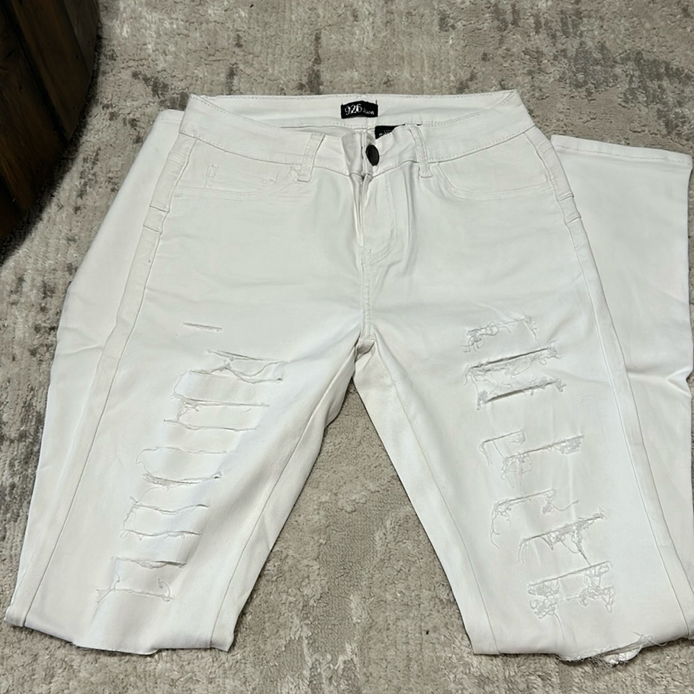 Women’s White Distressed Jeans